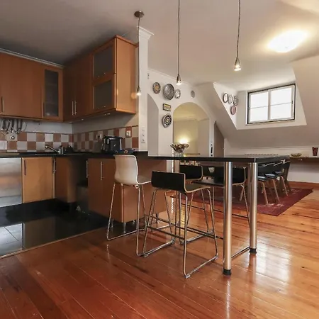 Grand Parliament Duplex By Homing Lisbon